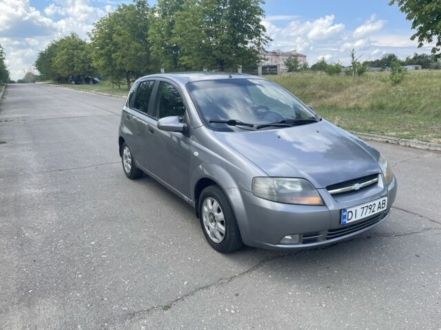 Сірий Шевроле Авео, об'ємом двигуна 1.5 л та пробігом 185 тис. км за 2950 $, фото 1 на Automoto.ua