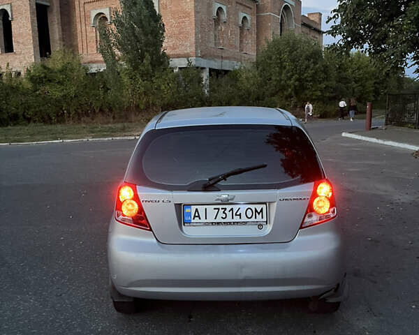 Серый Шевроле Авео, объемом двигателя 1.5 л и пробегом 260 тыс. км за 2200 $, фото 1 на Automoto.ua