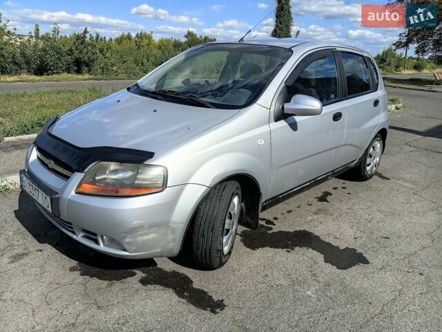 Сірий Шевроле Авео, об'ємом двигуна 1.5 л та пробігом 237 тис. км за 2600 $, фото 1 на Automoto.ua