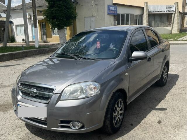 Серый Шевроле Авео, объемом двигателя 1.5 л и пробегом 2 тыс. км за 3308 $, фото 1 на Automoto.ua