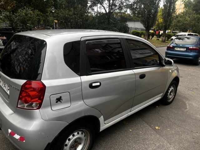 Сірий Шевроле Авео, об'ємом двигуна 1.5 л та пробігом 271 тис. км за 1349 $, фото 1 на Automoto.ua