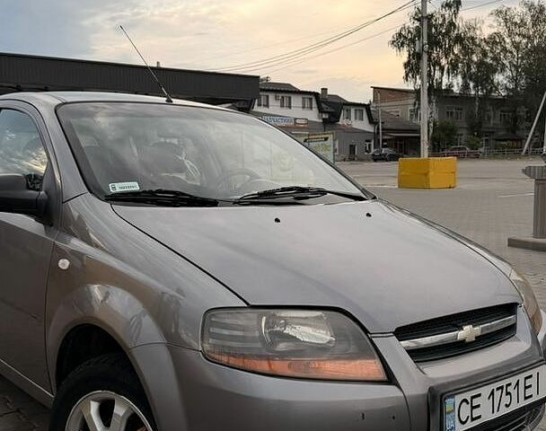Серый Шевроле Авео, объемом двигателя 1.2 л и пробегом 250 тыс. км за 2450 $, фото 1 на Automoto.ua