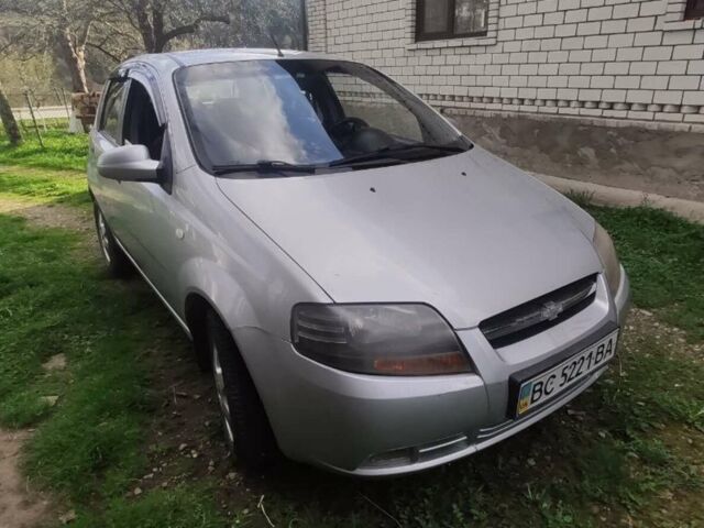Серый Шевроле Авео, объемом двигателя 1.5 л и пробегом 158 тыс. км за 2999 $, фото 1 на Automoto.ua