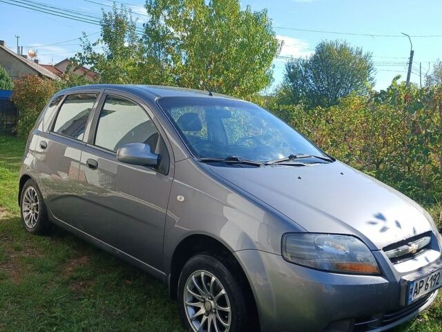 Сірий Шевроле Авео, об'ємом двигуна 1.5 л та пробігом 160 тис. км за 3499 $, фото 1 на Automoto.ua