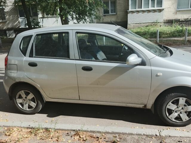 Серый Шевроле Авео, объемом двигателя 1.5 л и пробегом 188 тыс. км за 2698 $, фото 1 на Automoto.ua