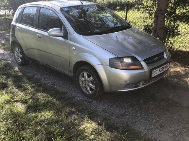 Сірий Шевроле Авео, об'ємом двигуна 1.5 л та пробігом 230 тис. км за 1305 $, фото 1 на Automoto.ua