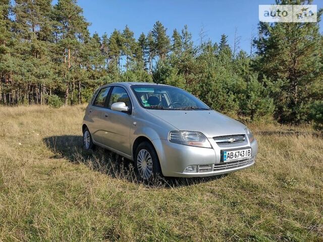 Серый Шевроле Авео, объемом двигателя 1.4 л и пробегом 201 тыс. км за 3999 $, фото 1 на Automoto.ua