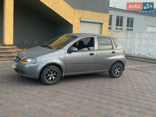 Серый Шевроле Авео, объемом двигателя 1.5 л и пробегом 134 тыс. км за 2300 $, фото 1 на Automoto.ua