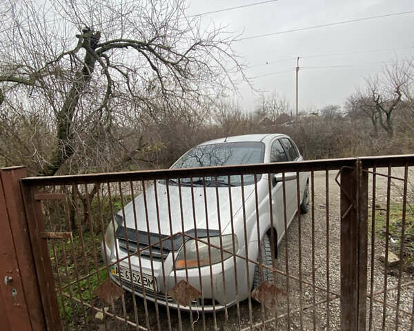 Сірий Шевроле Авео, об'ємом двигуна 1.5 л та пробігом 215 тис. км за 3500 $, фото 1 на Automoto.ua
