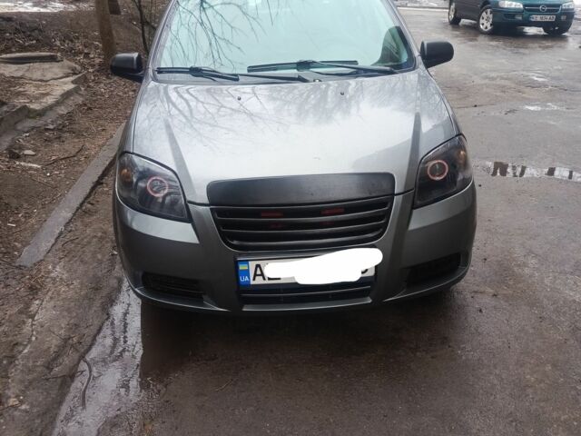 Серый Шевроле Авео, объемом двигателя 1.5 л и пробегом 157 тыс. км за 4200 $, фото 1 на Automoto.ua