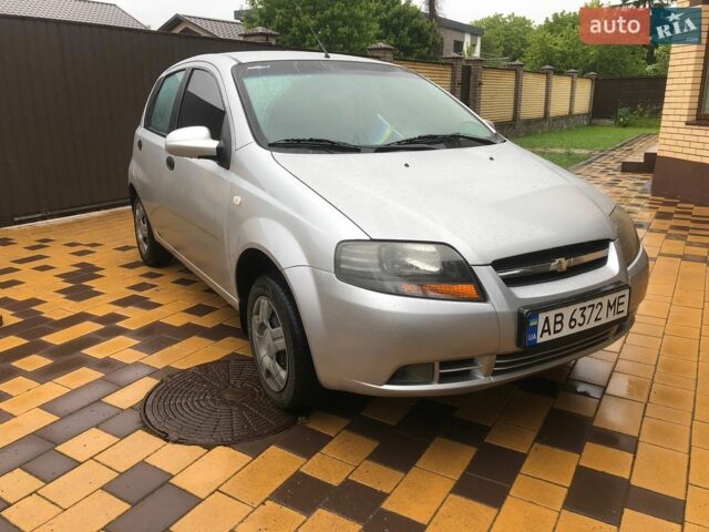 Серый Шевроле Авео, объемом двигателя 1.5 л и пробегом 205 тыс. км за 3500 $, фото 1 на Automoto.ua