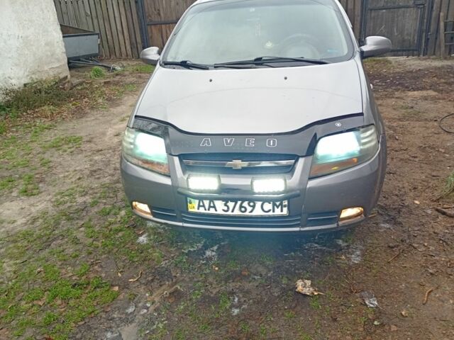 Сірий Шевроле Авео, об'ємом двигуна 1.5 л та пробігом 2 тис. км за 2700 $, фото 1 на Automoto.ua
