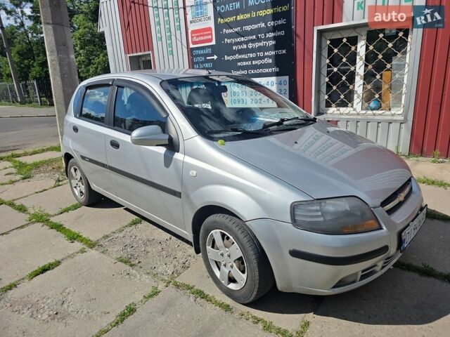 Серый Шевроле Авео, объемом двигателя 1.5 л и пробегом 212 тыс. км за 4000 $, фото 1 на Automoto.ua
