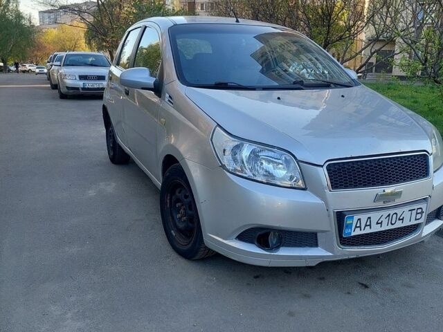 Сірий Шевроле Авео, об'ємом двигуна 1.5 л та пробігом 282 тис. км за 2600 $, фото 1 на Automoto.ua