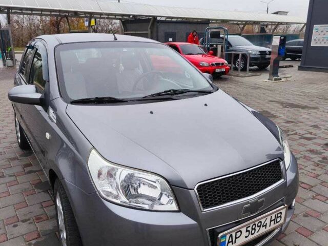 Сірий Шевроле Авео, об'ємом двигуна 1.5 л та пробігом 118 тис. км за 4700 $, фото 1 на Automoto.ua