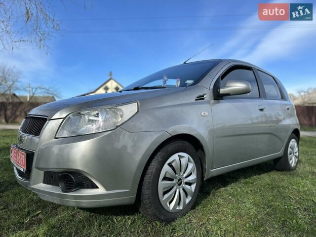 Сірий Шевроле Авео, об'ємом двигуна 1.2 л та пробігом 170 тис. км за 3700 $, фото 1 на Automoto.ua