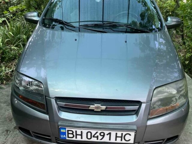 Серый Шевроле Авео, объемом двигателя 1.5 л и пробегом 104 тыс. км за 3400 $, фото 1 на Automoto.ua