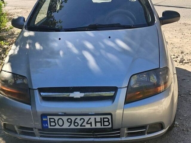 Сірий Шевроле Авео, об'ємом двигуна 1.5 л та пробігом 285 тис. км за 2000 $, фото 1 на Automoto.ua