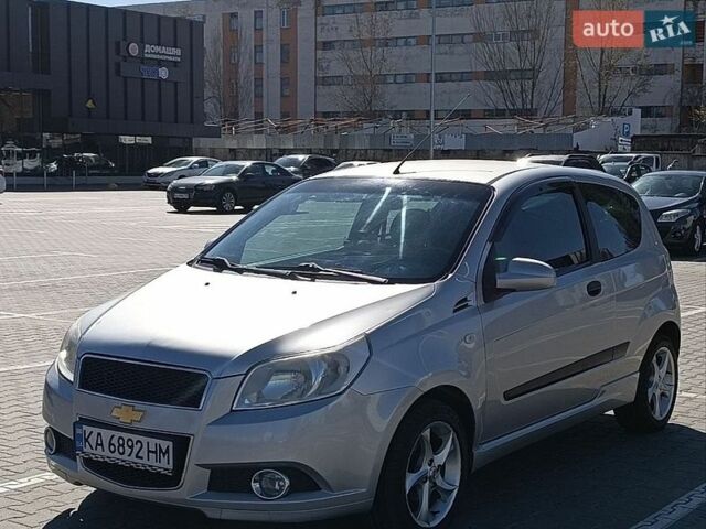 Серый Шевроле Авео, объемом двигателя 1.5 л и пробегом 135 тыс. км за 5800 $, фото 1 на Automoto.ua