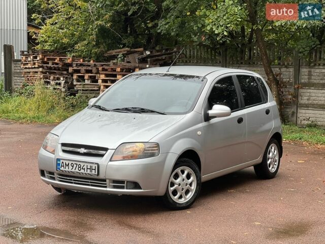 Серый Шевроле Авео, объемом двигателя 1.5 л и пробегом 182 тыс. км за 2800 $, фото 1 на Automoto.ua