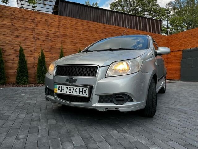 Сірий Шевроле Авео, об'ємом двигуна 1.5 л та пробігом 143 тис. км за 3350 $, фото 1 на Automoto.ua