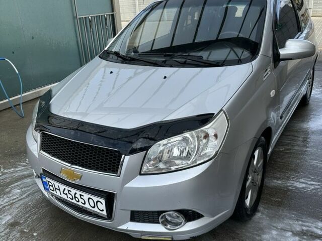 Серый Шевроле Авео, объемом двигателя 1.5 л и пробегом 120 тыс. км за 4500 $, фото 1 на Automoto.ua