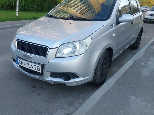 Серый Шевроле Авео, объемом двигателя 1.5 л и пробегом 282 тыс. км за 2600 $, фото 1 на Automoto.ua