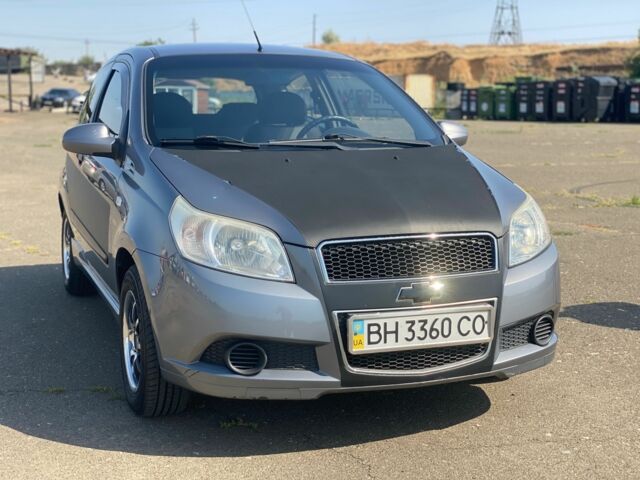 Серый Шевроле Авео, объемом двигателя 1.5 л и пробегом 185 тыс. км за 4000 $, фото 1 на Automoto.ua