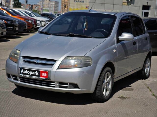 Серый Шевроле Авео, объемом двигателя 1.5 л и пробегом 212 тыс. км за 3990 $, фото 1 на Automoto.ua