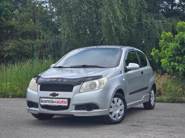 Сірий Шевроле Авео, об'ємом двигуна 1.5 л та пробігом 130 тис. км за 3899 $, фото 1 на Automoto.ua