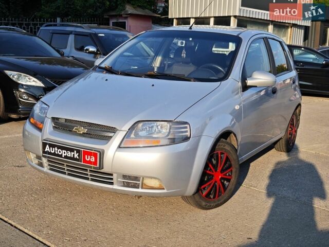 Серый Шевроле Авео, объемом двигателя 1.5 л и пробегом 230 тыс. км за 3790 $, фото 1 на Automoto.ua