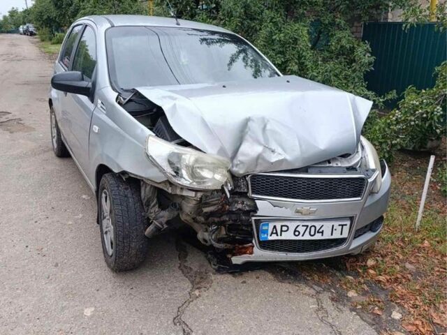 Сірий Шевроле Авео, об'ємом двигуна 1.2 л та пробігом 200 тис. км за 1400 $, фото 1 на Automoto.ua