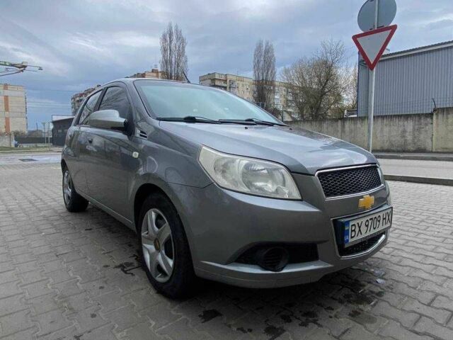 Серый Шевроле Авео, объемом двигателя 1.4 л и пробегом 167 тыс. км за 4200 $, фото 1 на Automoto.ua