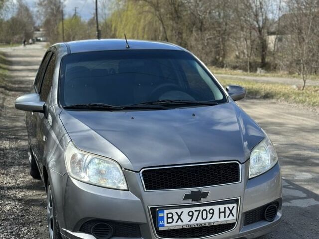 Сірий Шевроле Авео, об'ємом двигуна 1.4 л та пробігом 175 тис. км за 3200 $, фото 1 на Automoto.ua