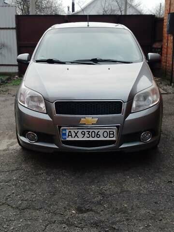 Серый Шевроле Авео, объемом двигателя 1.4 л и пробегом 187 тыс. км за 3750 $, фото 1 на Automoto.ua