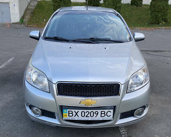 Сірий Шевроле Авео, об'ємом двигуна 1.5 л та пробігом 124 тис. км за 5700 $, фото 1 на Automoto.ua