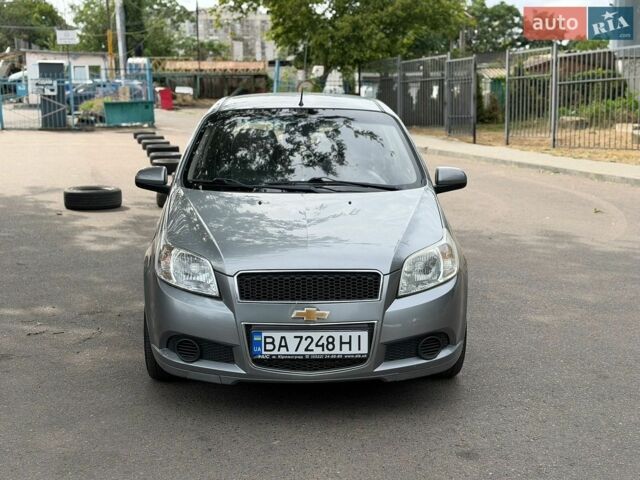 Серый Шевроле Авео, объемом двигателя 1.2 л и пробегом 178 тыс. км за 3800 $, фото 1 на Automoto.ua