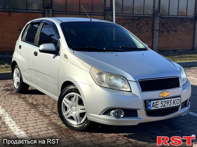 Серый Шевроле Авео, объемом двигателя 1.5 л и пробегом 179 тыс. км за 5500 $, фото 1 на Automoto.ua