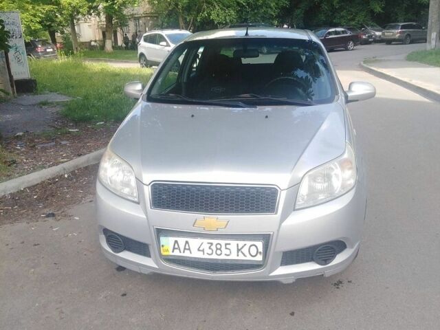 Сірий Шевроле Авео, об'ємом двигуна 1.5 л та пробігом 280 тис. км за 3500 $, фото 1 на Automoto.ua