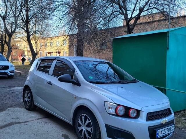 Серый Шевроле Авео, объемом двигателя 1.2 л и пробегом 175 тыс. км за 5700 $, фото 1 на Automoto.ua