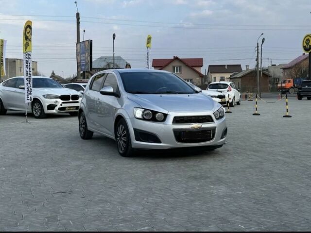 Серый Шевроле Авео, объемом двигателя 1.2 л и пробегом 208 тыс. км за 5800 $, фото 1 на Automoto.ua