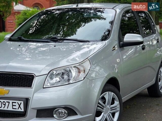 Сірий Шевроле Авео, об'ємом двигуна 1.5 л та пробігом 69 тис. км за 5700 $, фото 1 на Automoto.ua
