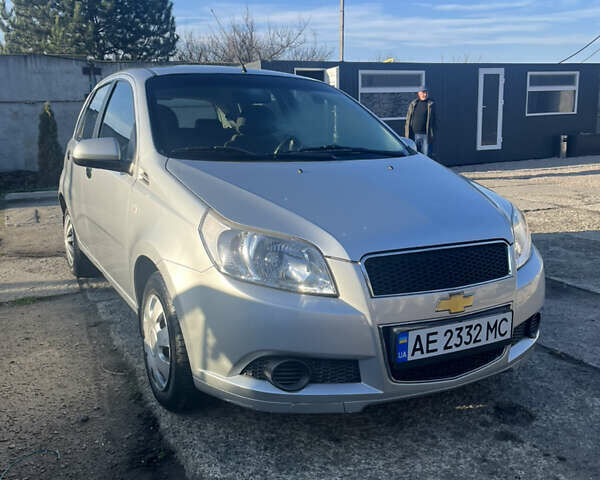 Серый Шевроле Авео, объемом двигателя 1.5 л и пробегом 100 тыс. км за 4600 $, фото 1 на Automoto.ua