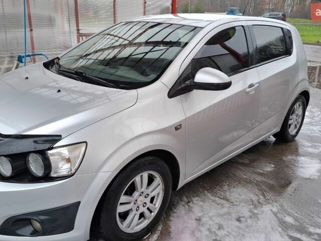 Сірий Шевроле Авео, об'ємом двигуна 1.3 л та пробігом 234 тис. км за 4800 $, фото 1 на Automoto.ua