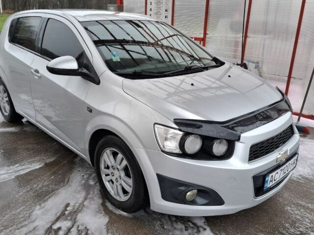 Серый Шевроле Авео, объемом двигателя 1.2 л и пробегом 233 тыс. км за 4900 $, фото 1 на Automoto.ua