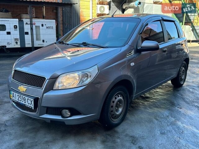 Сірий Шевроле Авео, об'ємом двигуна 1.5 л та пробігом 160 тис. км за 4900 $, фото 1 на Automoto.ua