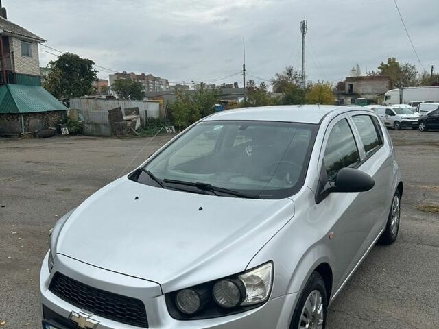 Сірий Шевроле Авео, об'ємом двигуна 1.3 л та пробігом 231 тис. км за 4500 $, фото 1 на Automoto.ua
