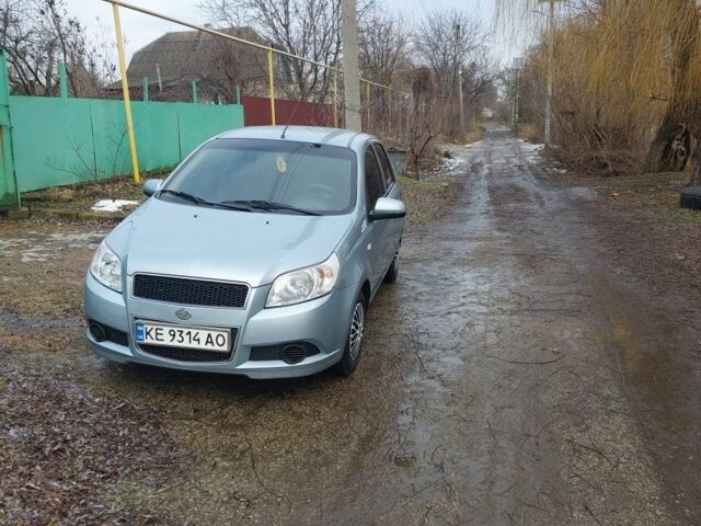 Серый Шевроле Авео, объемом двигателя 1.5 л и пробегом 104 тыс. км за 4200 $, фото 1 на Automoto.ua