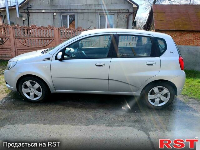 Серый Шевроле Авео, объемом двигателя 1.2 л и пробегом 0 тыс. км за 4000 $, фото 1 на Automoto.ua