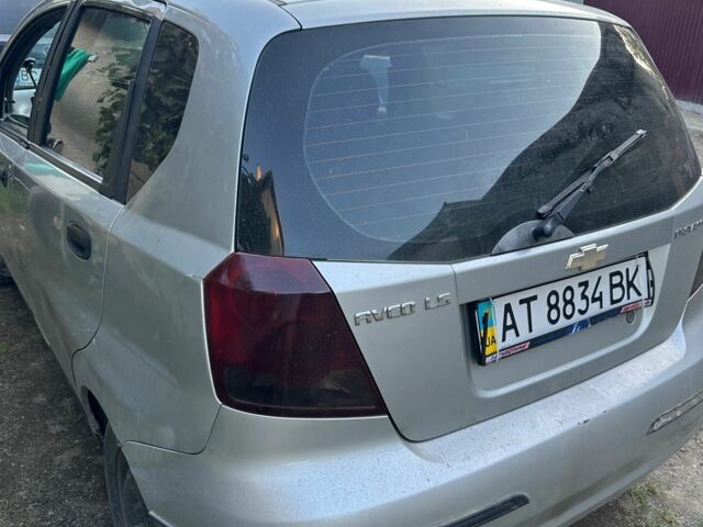 Сірий Шевроле Авео, об'ємом двигуна 1.5 л та пробігом 200 тис. км за 1600 $, фото 1 на Automoto.ua